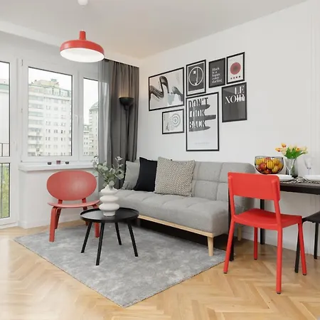 Stylish Okopowa By Renters *